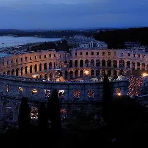 Penthouse Castropola Apartment Pula