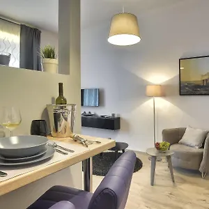 D&a Center With Free Parking Apartment Pula